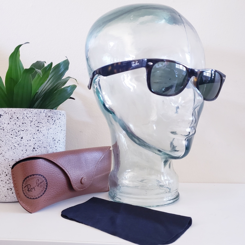 RAY BAN Sunglasses  New  Wayfarer Classic RB2132 710/51 52-18 🚫FINAL SALE🚫